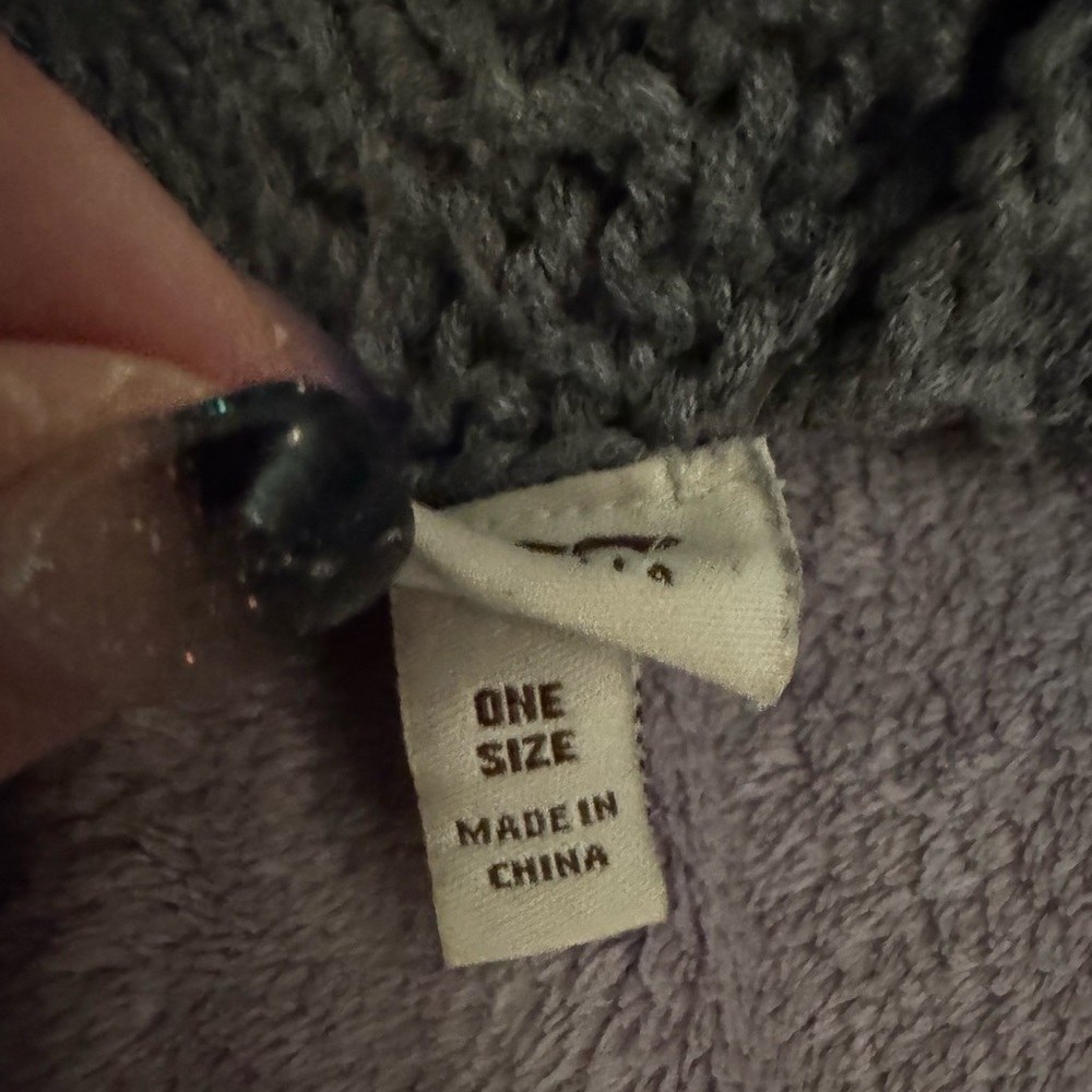 UGG Olive Knit Hat - Picture 4 of 5